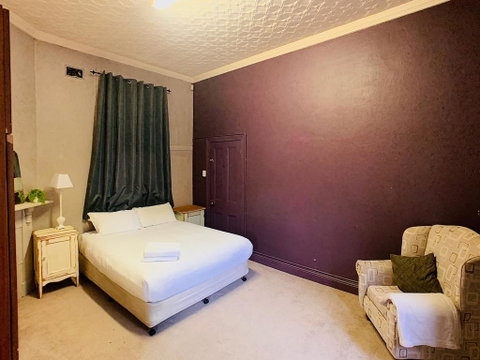 Kite St - Centre Of Orange - Walk Everywhere - Your Accommodation 2