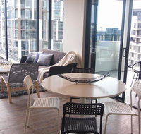 KOZYGURU SOUTH BRISBANE CITY VIEW 2 BED APT FREE PARKING QSB027-708 - Your Accommodation