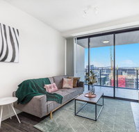 KOZYGURU SOUTH BRISBANE FUNKY 1 BED APT FREE PARKING QSB027-1810 - Your Accommodation