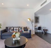 KOZYGURU South Brisbane Kozy Home Feel 1 Bed Free Parking - Your Accommodation