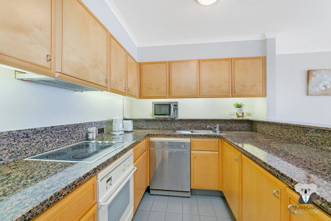 KOZYGURU THE ROCKS HARBOUR BRIDGE VIEW 1 BED APT SWIMMING POOL NTR098 - Your Accommodation 3