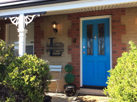 La Maison Riviere - THE RIVER HOUSE Bed & Breakfast - Your Accommodation 0