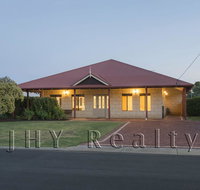 La Vita Bella - Your Accommodation