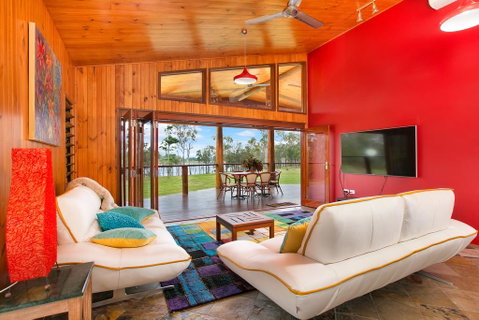 Lake Tinaroo Waterfrontage - Your Accommodation 0