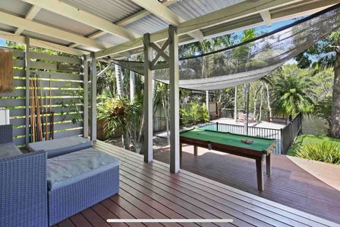Lakeside Beach House - Hostie Properties - Your Accommodation 3