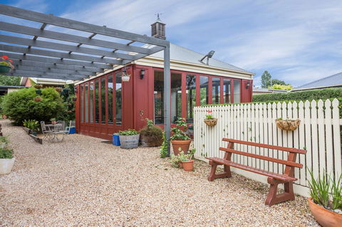 Lancefield Guest House - Your Accommodation 0