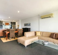 Large 3 Bedroom Apartment with River Views near the Stadium - Your Accommodation