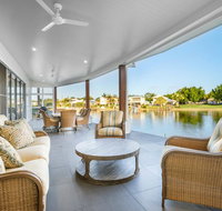 Lavish  Luxurious Noosa Waters - Your Accommodation