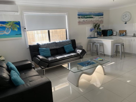 Lazy Dayz Shellharbour - Your Accommodation 0