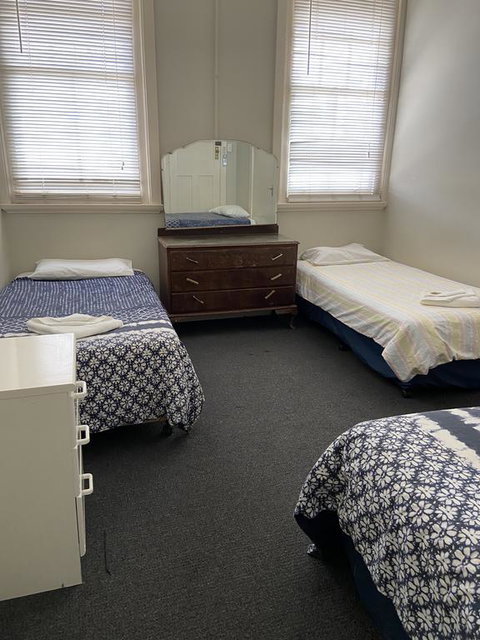Leeton Hotel - Your Accommodation 2