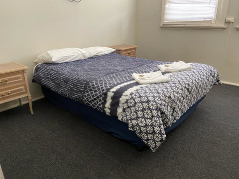 Leeton Hotel - Your Accommodation 3