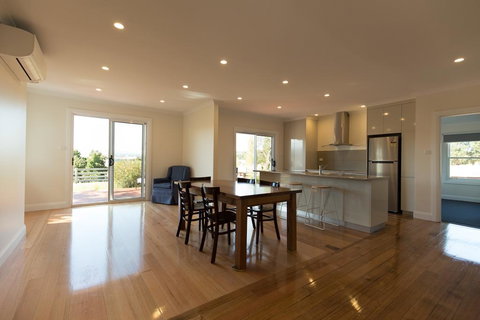 Leichhardt Cottages - Your Accommodation 0