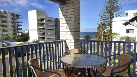 Levuka Unit 11, 14 Moreton Pde, Kings Beach - Your Accommodation 0
