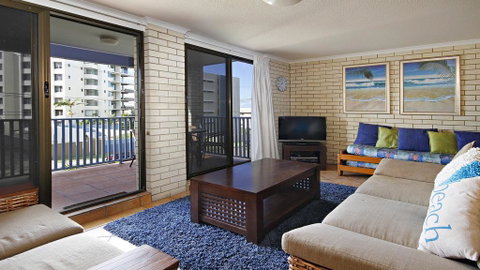 Levuka Unit 11, 14 Moreton Pde, Kings Beach - Your Accommodation 3