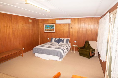 Limestone Cottage - Your Accommodation 1