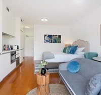 Luxurious light-filled studio in winning location - Your Accommodation