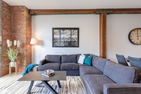 Luxury 3 Brm 2 Bath Woolstore Apt With Courtyard - Your Accommodation 2