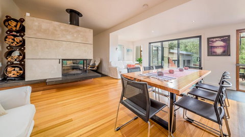 LUXURY BY THE SEA - CLOSE TO THE BEACH - Your Accommodation 2