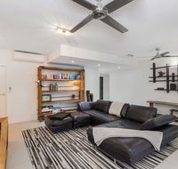 Luxury Pool Side Apartment in Beachfront Resort - Your Accommodation