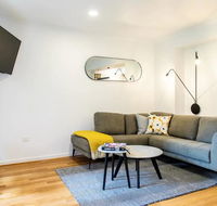 Luxury Spacious 2 Bedroom Fitzroy Apartment - Your Accommodation