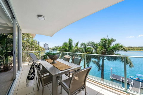 Luxury Waterfront Maroochydore Free Wine Netflix Parking - Your Accommodation 0