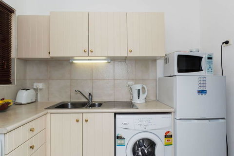 M104 Central Location In Free Transit Zone - Your Accommodation 3