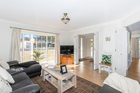 Macleay Street 23, Narrawallee - Your Accommodation 0