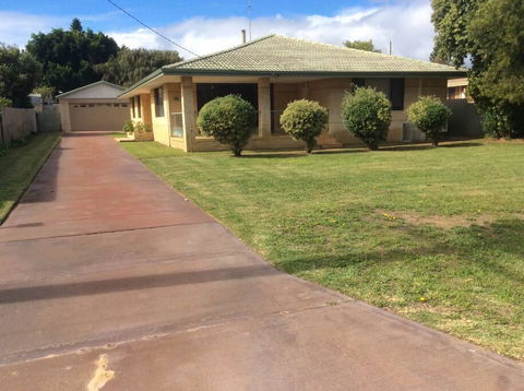 Madora Bay Beach Break - Your Accommodation 1