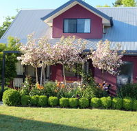 Magenta Cottage - Your Accommodation
