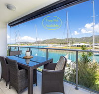 Magnetic Blue Waterfront Apartments - Your Accommodation