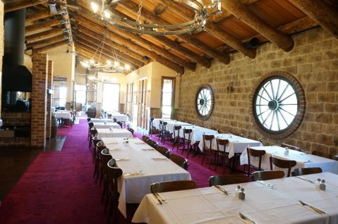 Mahogany Park - Your Accommodation 3