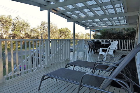 Matron 17, Narrawallee - Your Accommodation 3