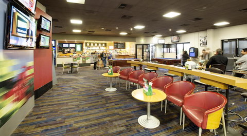 Meadow Inn Hotel-Motel - Your Accommodation 1