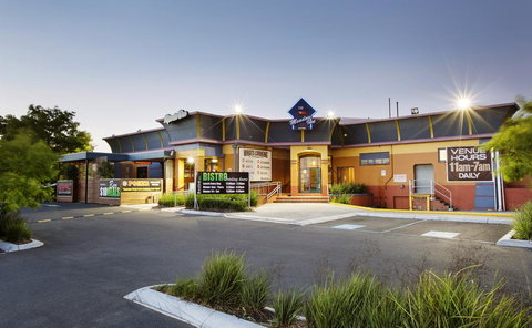 Meadow Inn Hotel-Motel - Your Accommodation 0