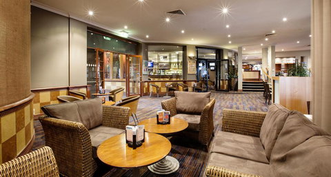 Meadow Inn Hotel-Motel - Your Accommodation 2