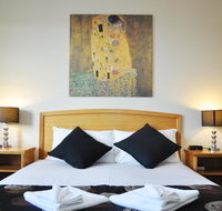 Meadowbrook Hotel Brisbane - Your Accommodation
