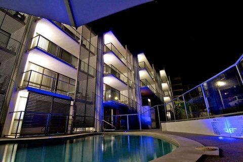Merrima Court Holidays - Your Accommodation 0