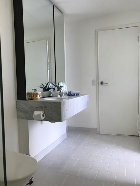 MH Self Contained Apartments QV1 - Your Accommodation 1