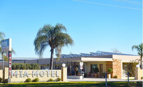 Mia Motel - Your Accommodation 0