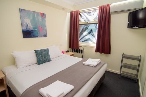 Miami Hotel Melbourne - Your Accommodation 1