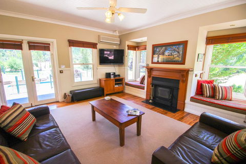 Mill Cottage - Your Accommodation 3
