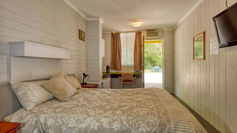 Millers Cottage Motel - Your Accommodation 2