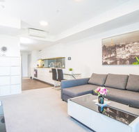Minimalism modern apartment waterview parking IGA - Your Accommodation