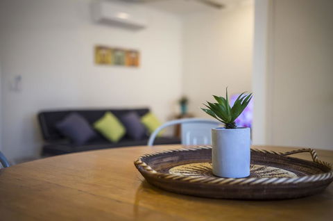 Minnie St 2 Bedroom / 2 Bathroom Apartment - Your Accommodation 3