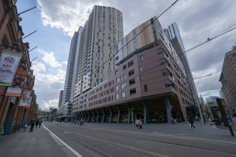 Modern Apartment In Darling Harbour - Your Accommodation 1