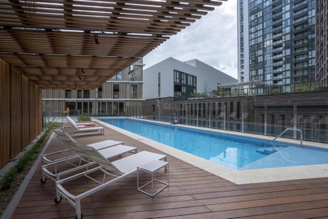 Modern Apartment In Darling Harbour - Your Accommodation 3