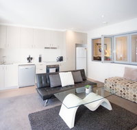 Modern Executive Apartment  Braddon 1BR Wine Wifi Secure Parking Canberra - Your Accommodation