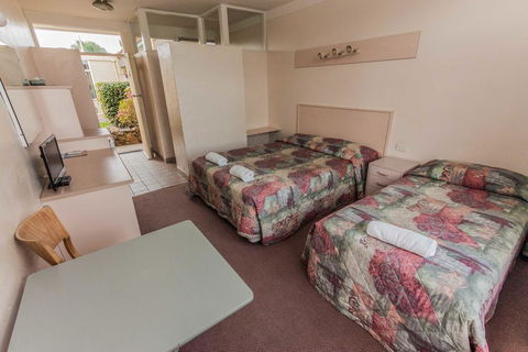 Moruya Waterfront Hotel Motel - Your Accommodation 3