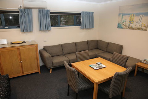 Motel On A'Beckett - Your Accommodation 2