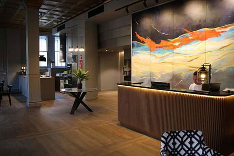 Mrs Banks Hotel - Your Accommodation 1
